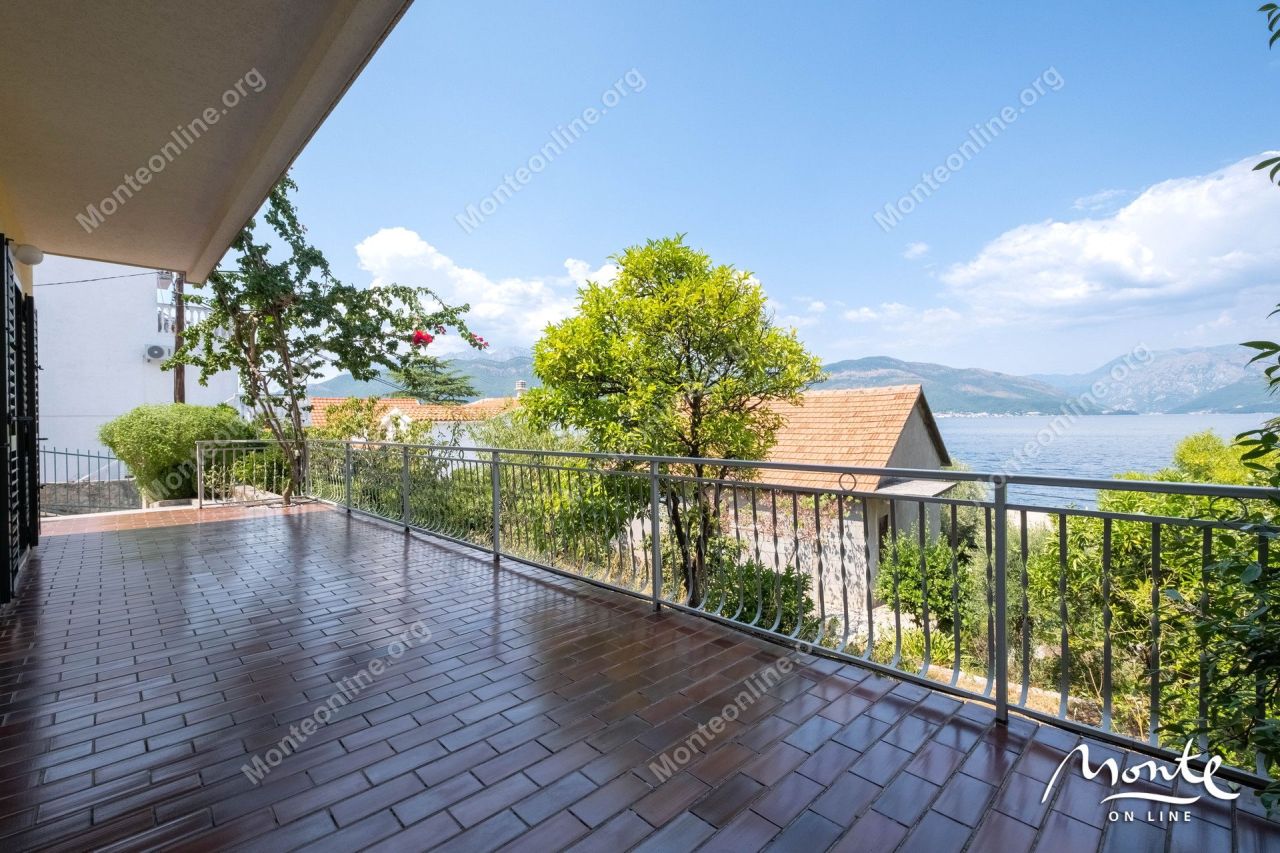 Вилла в Крашичах, Черногория, 147 м² - фото 17