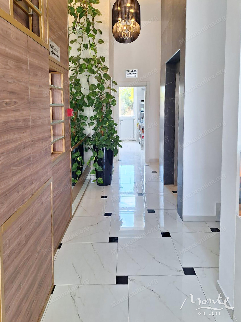 Отель, гостиница в Баре, Черногория, 735 м² - фото 18