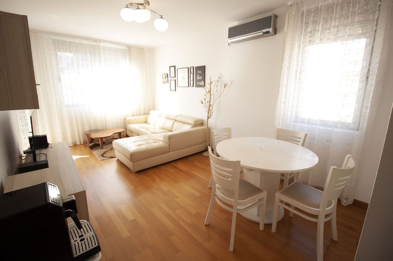 Квартира в Будве, Черногория, 54 м² - фото 2