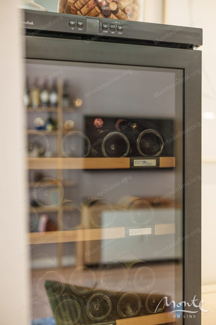 Апартаменты в Тивате, Черногория, 55 м² - фото 18