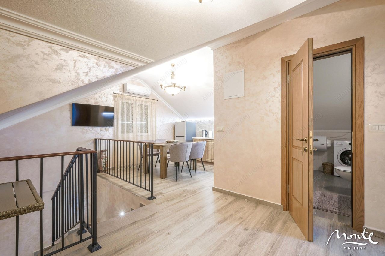 Вилла в Херцег-Нови, Черногория, 204 м² - фото 19