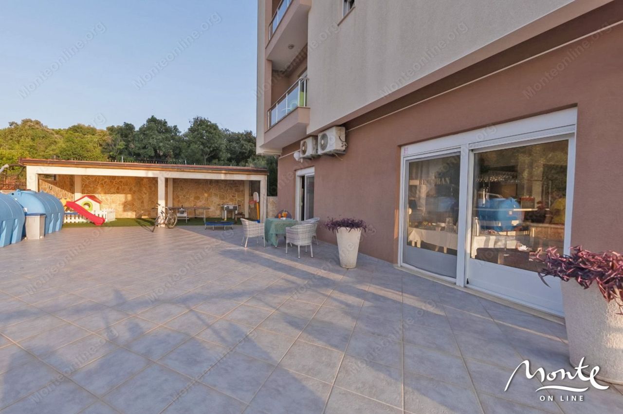 Отель, гостиница в Утехе, Черногория, 1 100 м² - фото 19