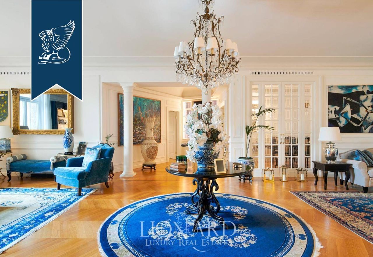 Апартаменты в Милане, Италия, 730 м² - фото 1