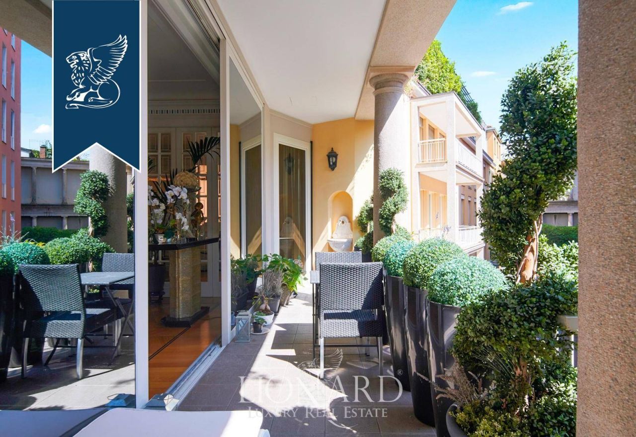 Апартаменты в Милане, Италия, 730 м² - фото 13