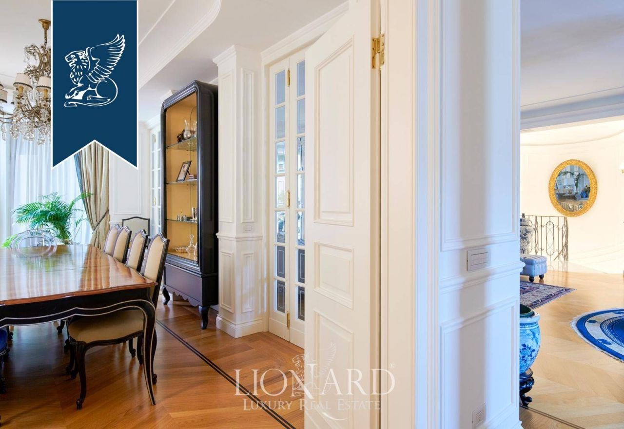 Апартаменты в Милане, Италия, 730 м² - фото 17