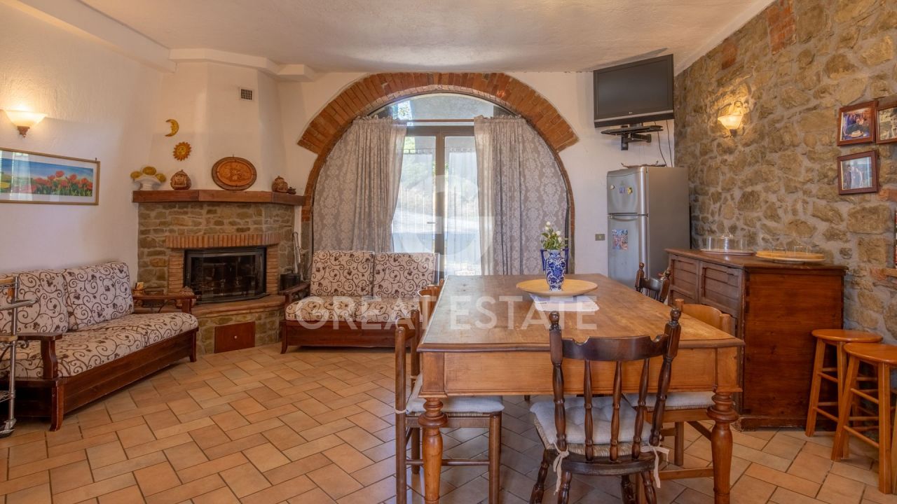 Дом в Туоро-суль-Тразимено, Италия, 430.35 м² - фото 10