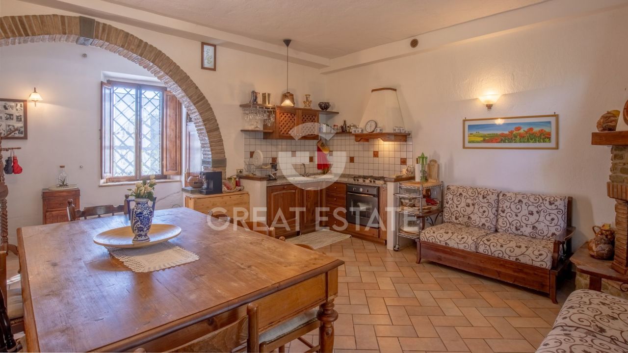 Дом в Туоро-суль-Тразимено, Италия, 430.35 м² - фото 11