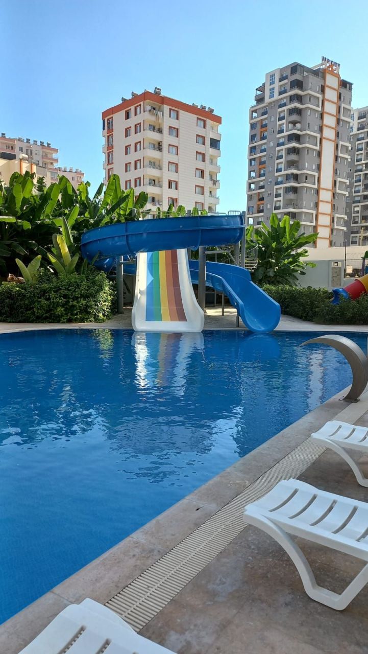 Квартира в Мерсине, Турция, 50 м² - фото 1