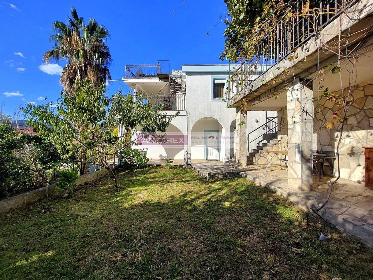 Вилла в Херцег-Нови, Черногория, 154 м² - фото 12