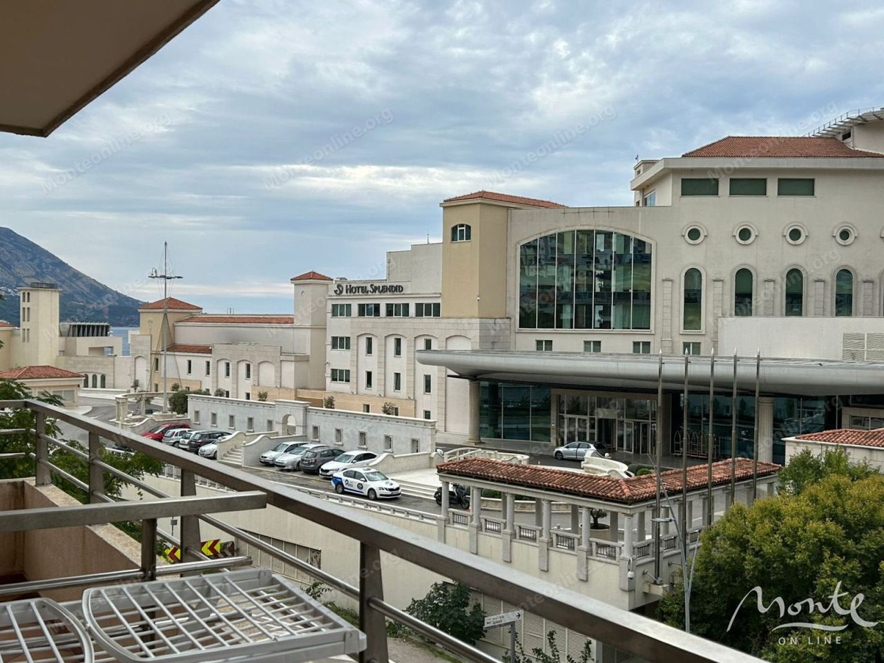 Апартаменты в Бечичи, Черногория, 84 м² - фото 1