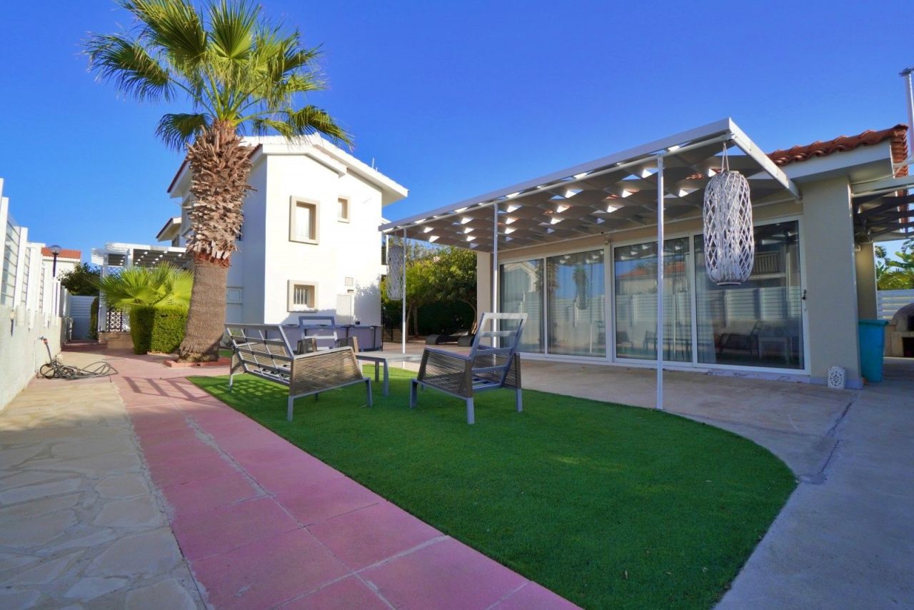 Вилла в Ларнаке, Кипр, 182 м² - фото 3