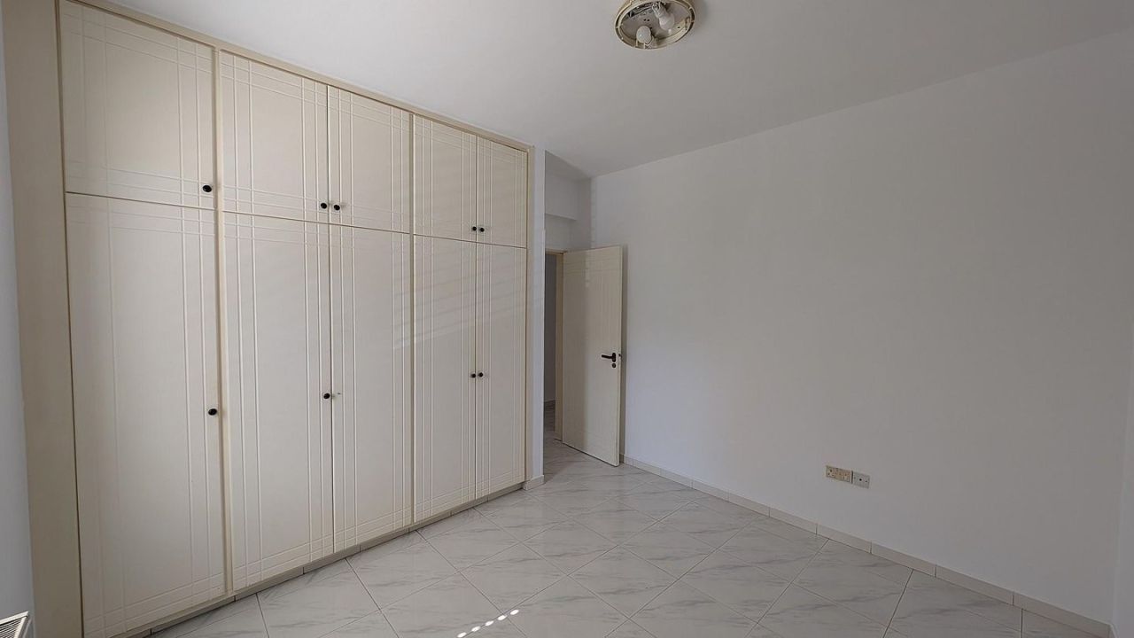 Коммерческая недвижимость в Лимасоле, Кипр, 565 м² - фото 19