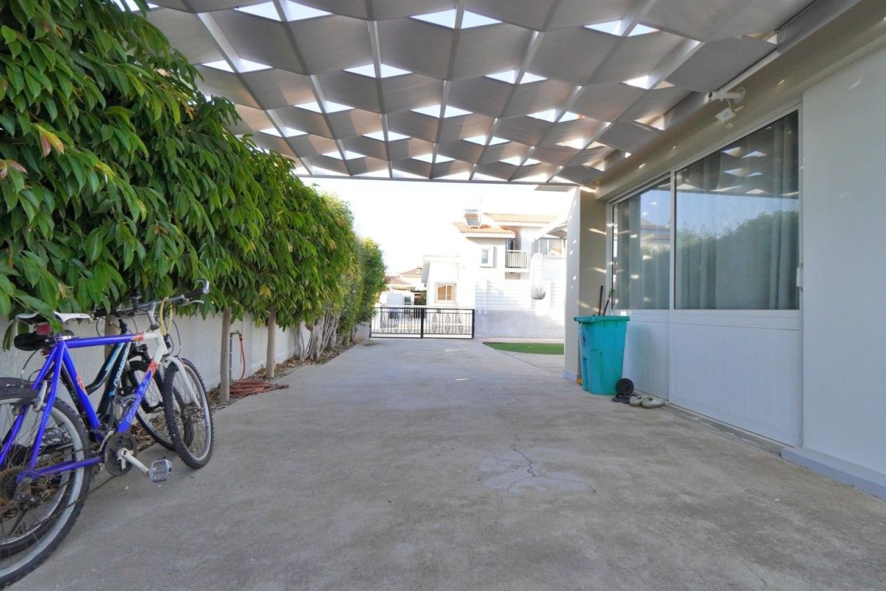 Вилла в Ларнаке, Кипр, 182 м² - фото 19