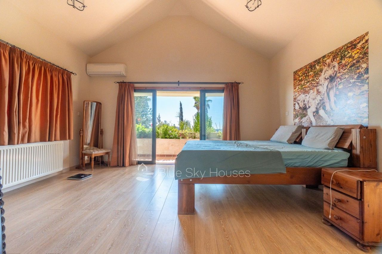 Вилла в Лимасоле, Кипр, 500 м² - фото 19