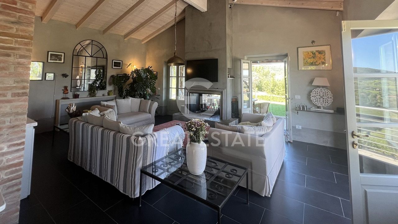 Дом в Маджоне, Италия, 231.3 м² - фото 12