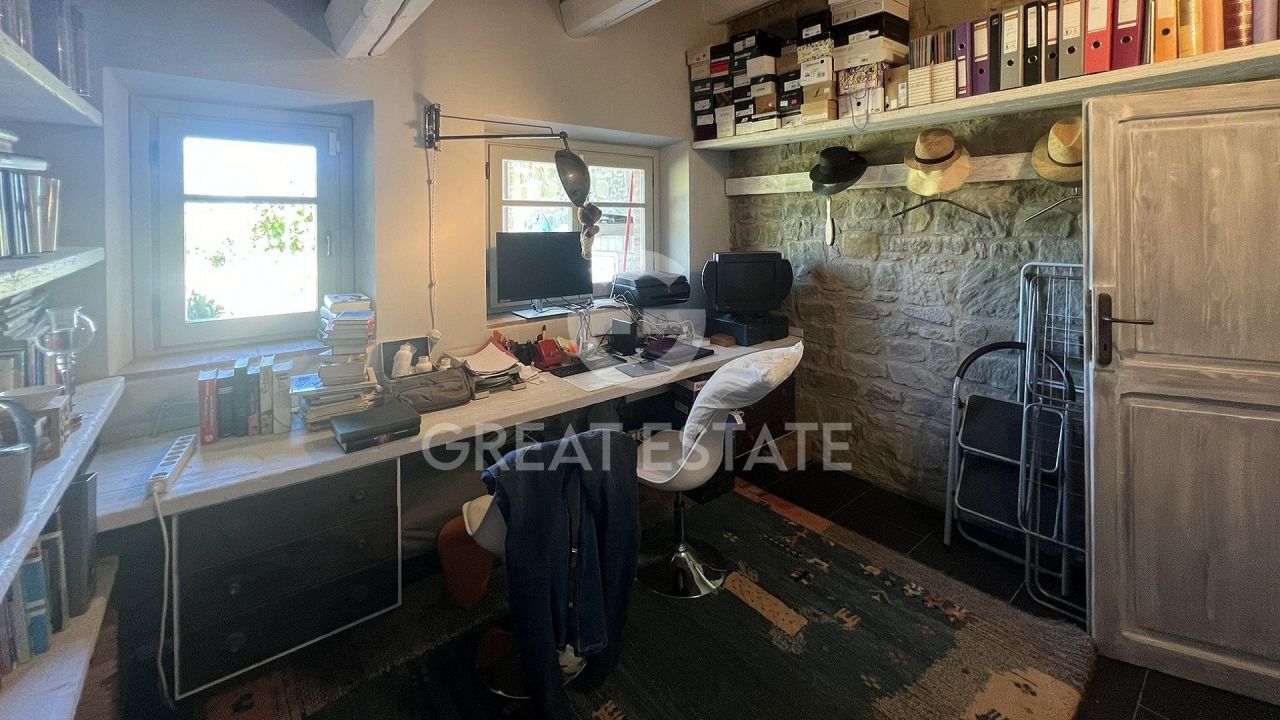 Дом в Маджоне, Италия, 231.3 м² - фото 16