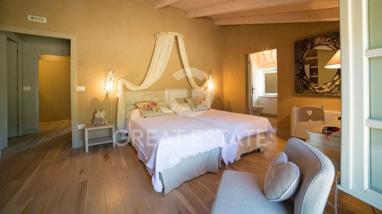 Дом в Маджоне, Италия, 231.3 м² - фото 17