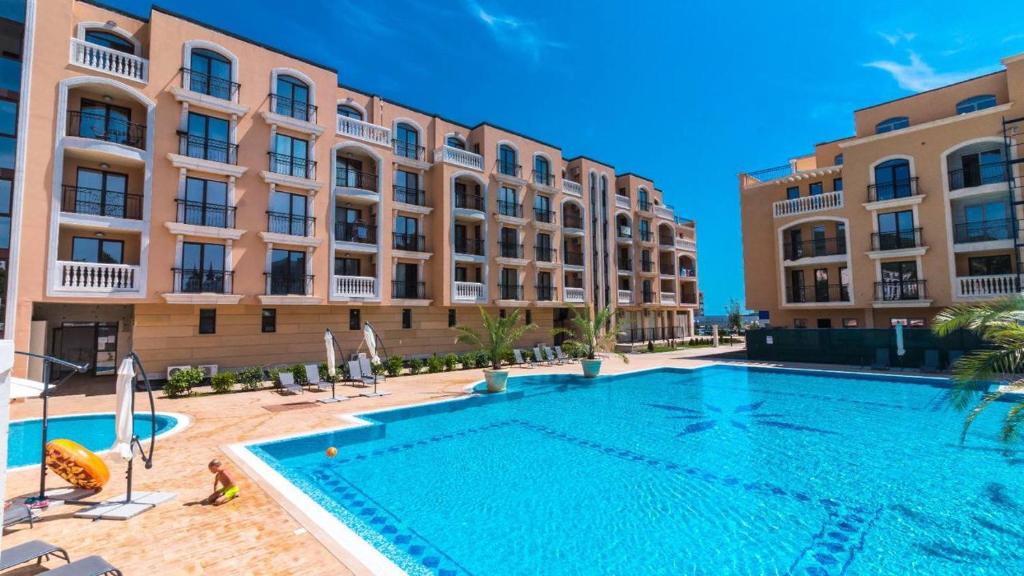 Квартира в Елените, Болгария, 61 м² - фото 12