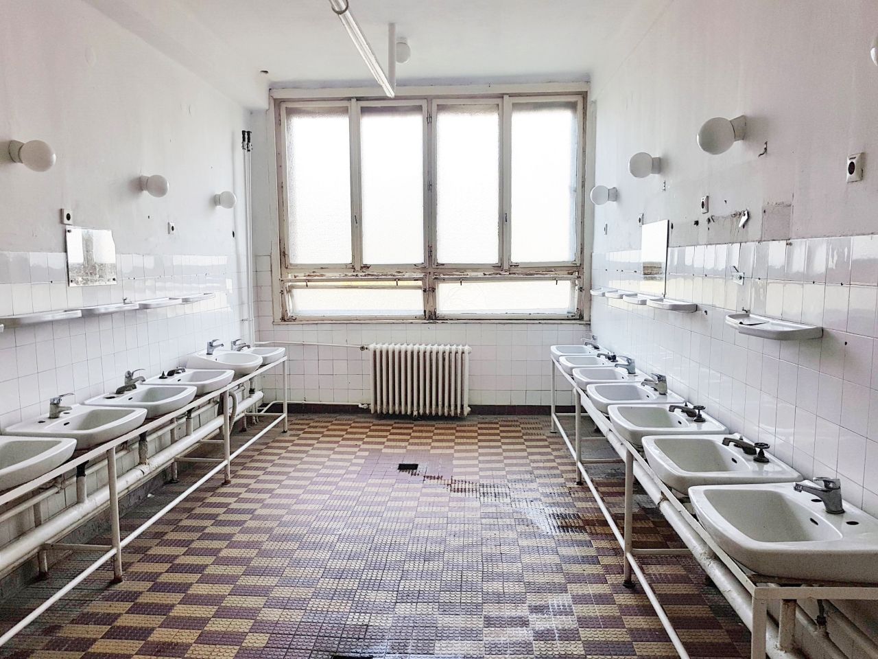 Инвестиционный проект в Будапеште, Венгрия, 7 210 м² - фото 2