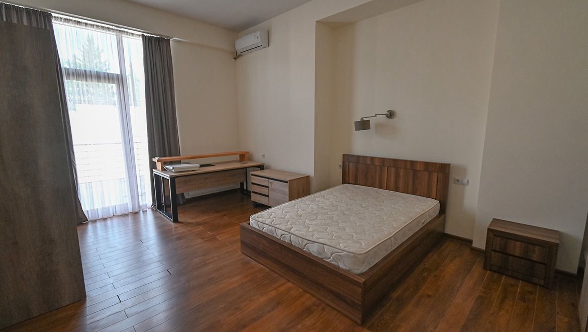 Дом в Тбилиси, Грузия, 380 м² - фото 4