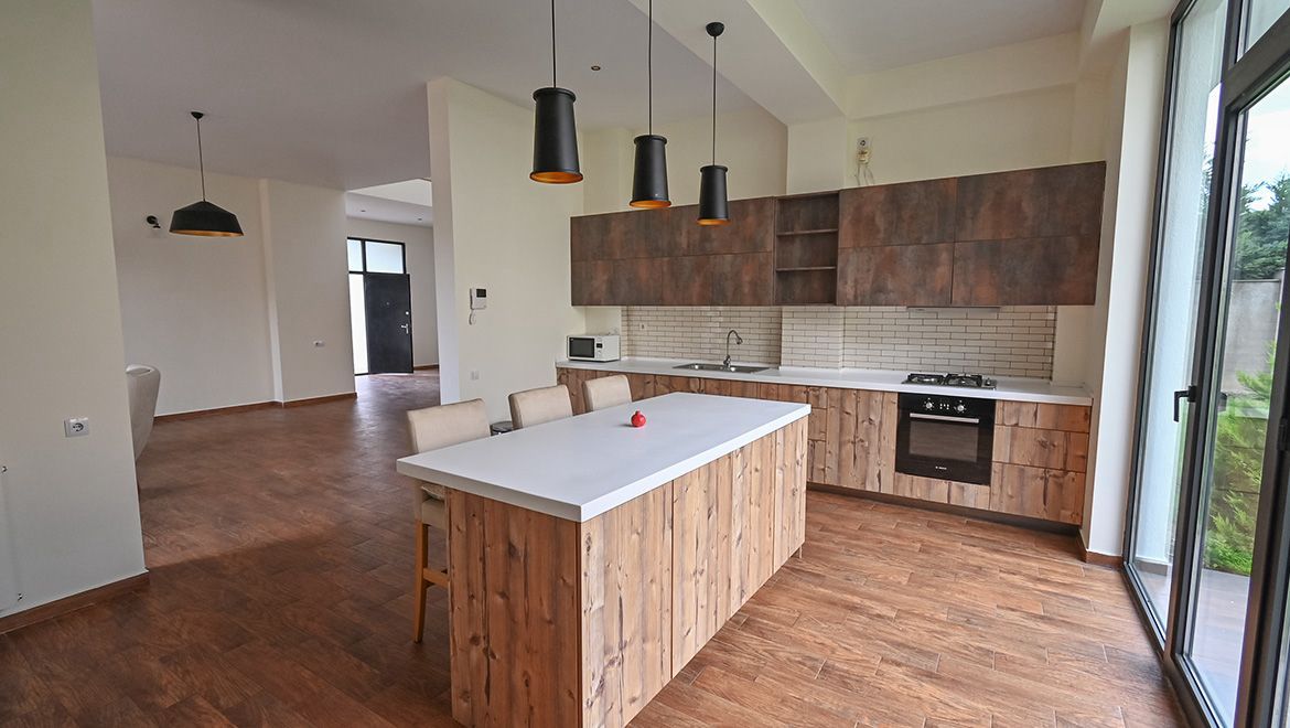 Дом в Тбилиси, Грузия, 380 м² - фото 3