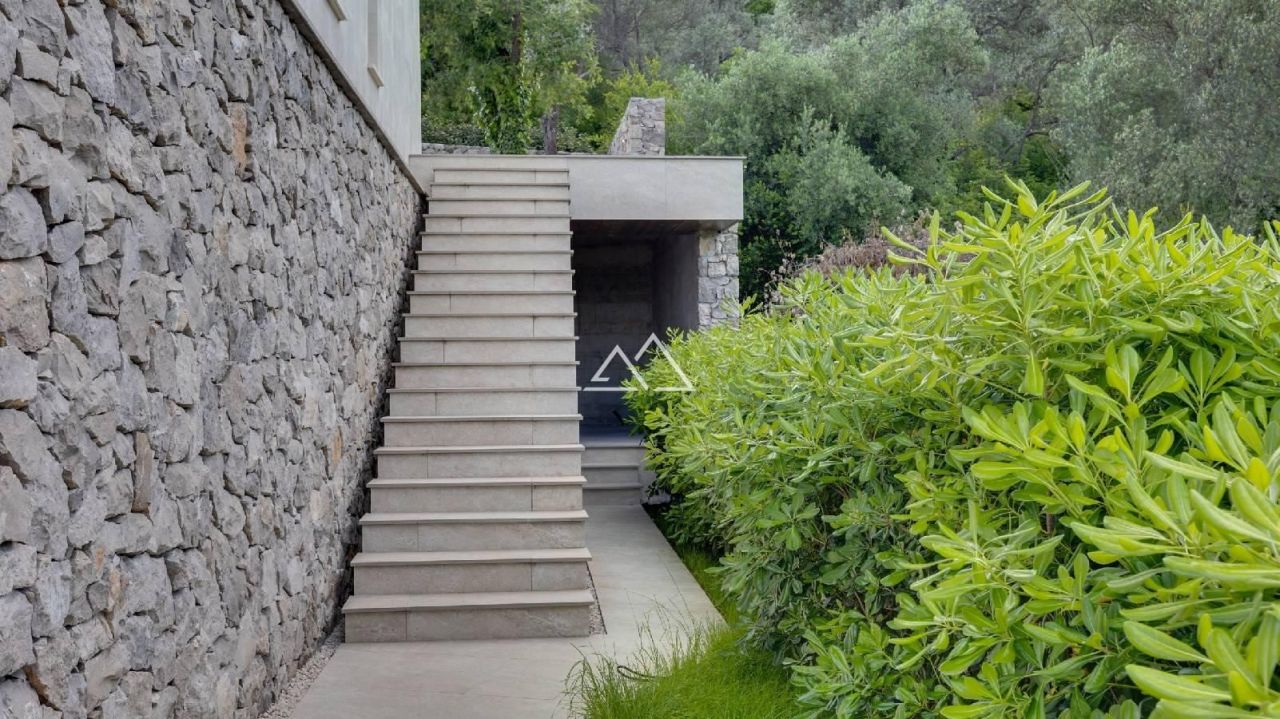 Вилла в Забрдже, Черногория, 173 м² - фото 8