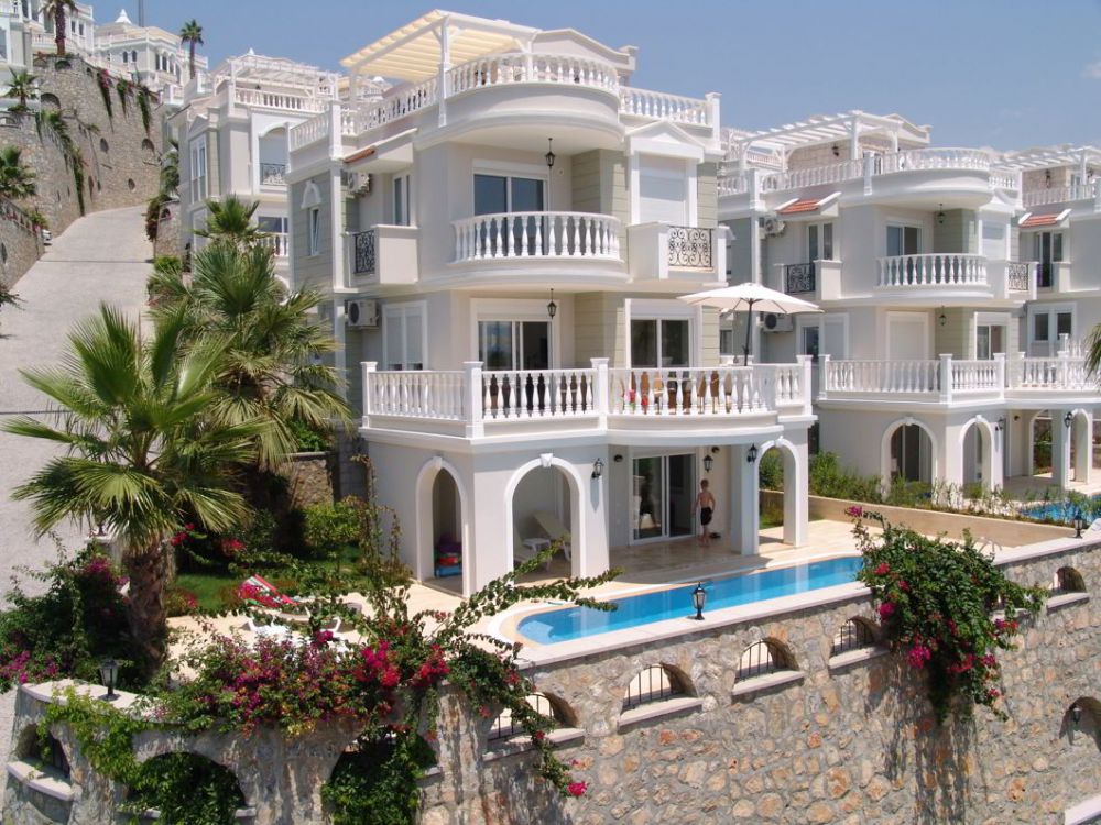 Вилла в Конаклы, Турция, 305 м² - фото 1