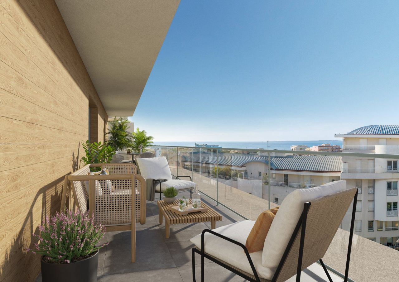 Апартаменты в Антибе, Франция, 140 м² - фото 1