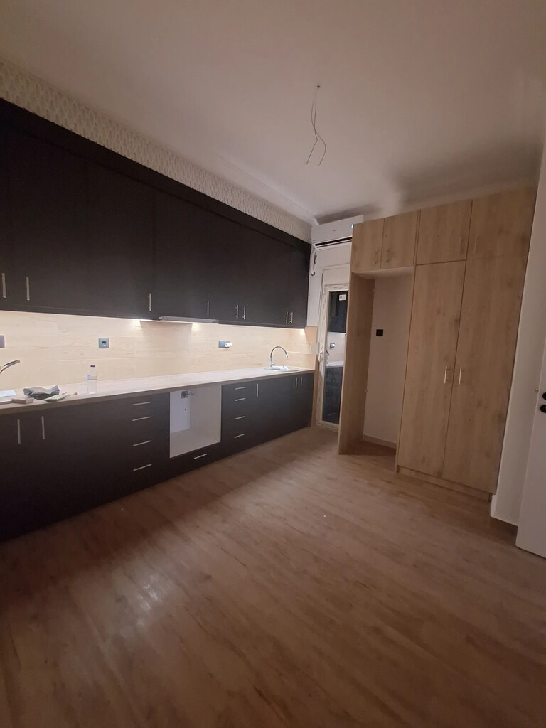 Квартира в Афинах, Греция, 57 м² - фото 2