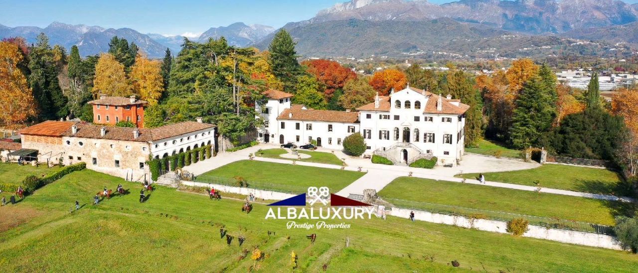 Вилла в Удине, Италия, 500 м² - фото 7