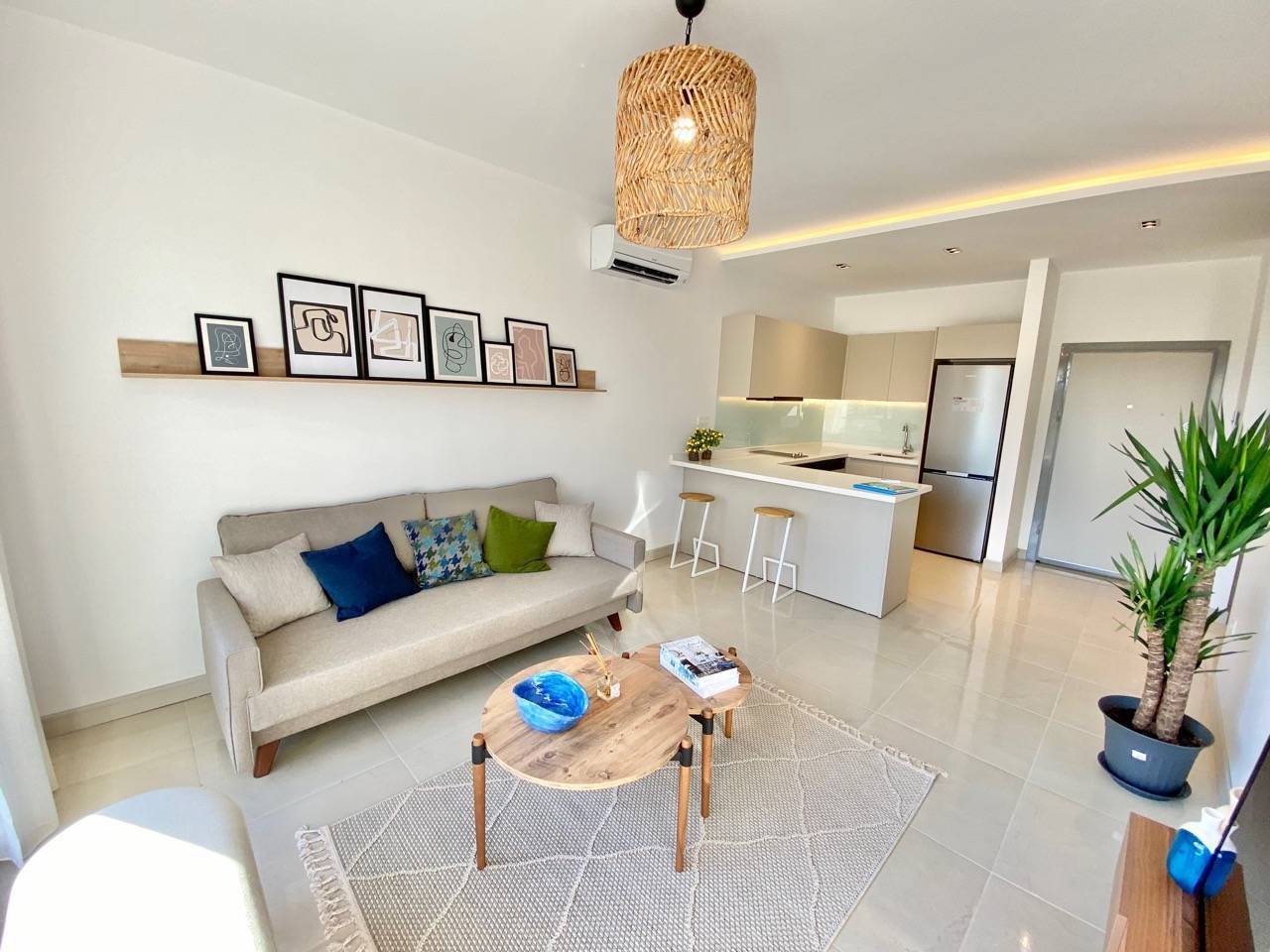 Квартира в Мерсине, Турция, 82 м² - фото 1