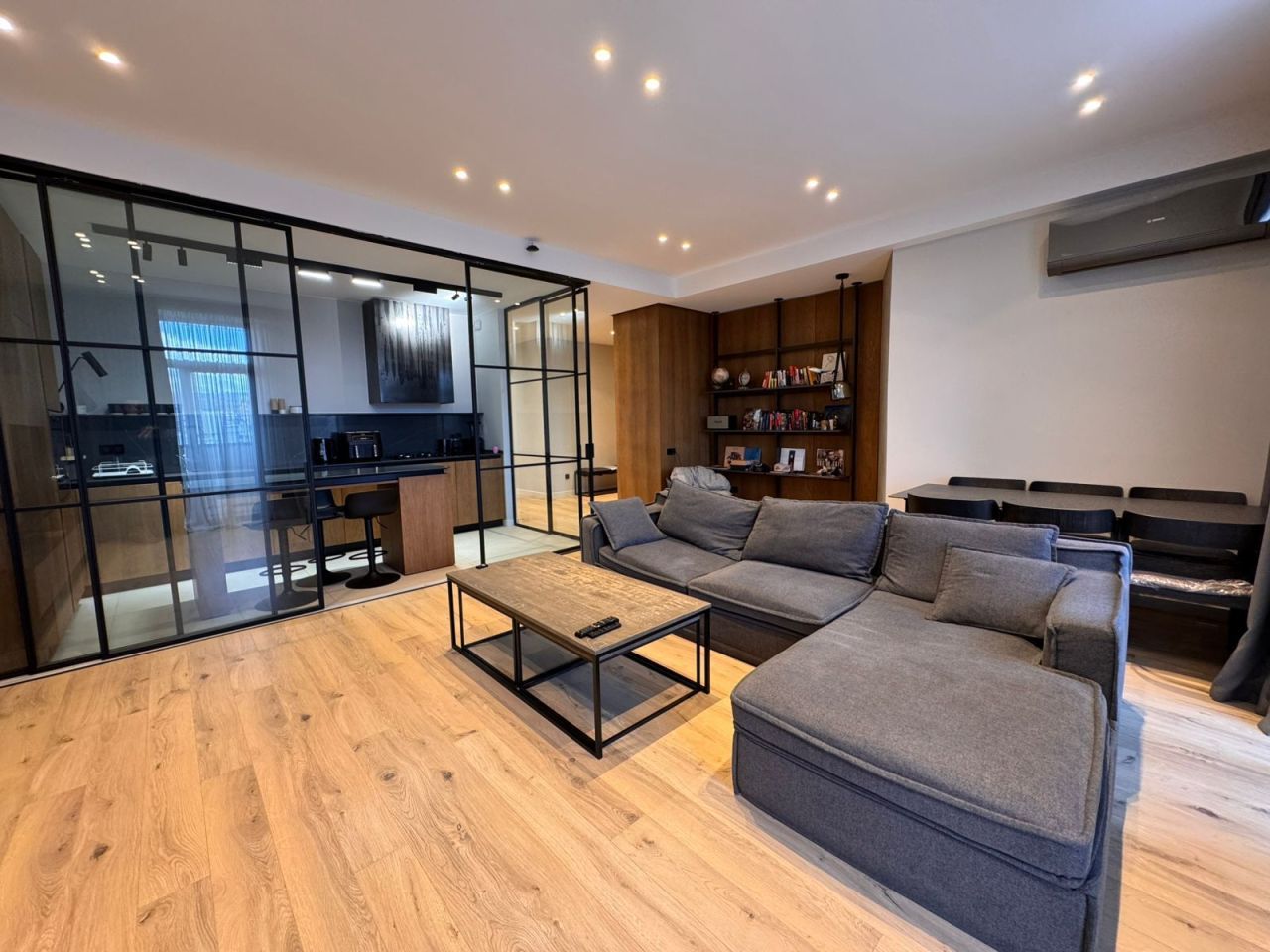 Квартира в Тбилиси, Грузия, 118 м² - фото 1