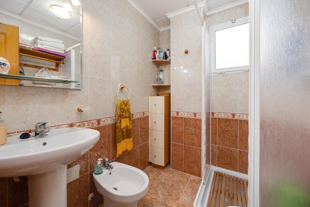 Квартира в Торревьехе, Испания, 72 м² - фото 12