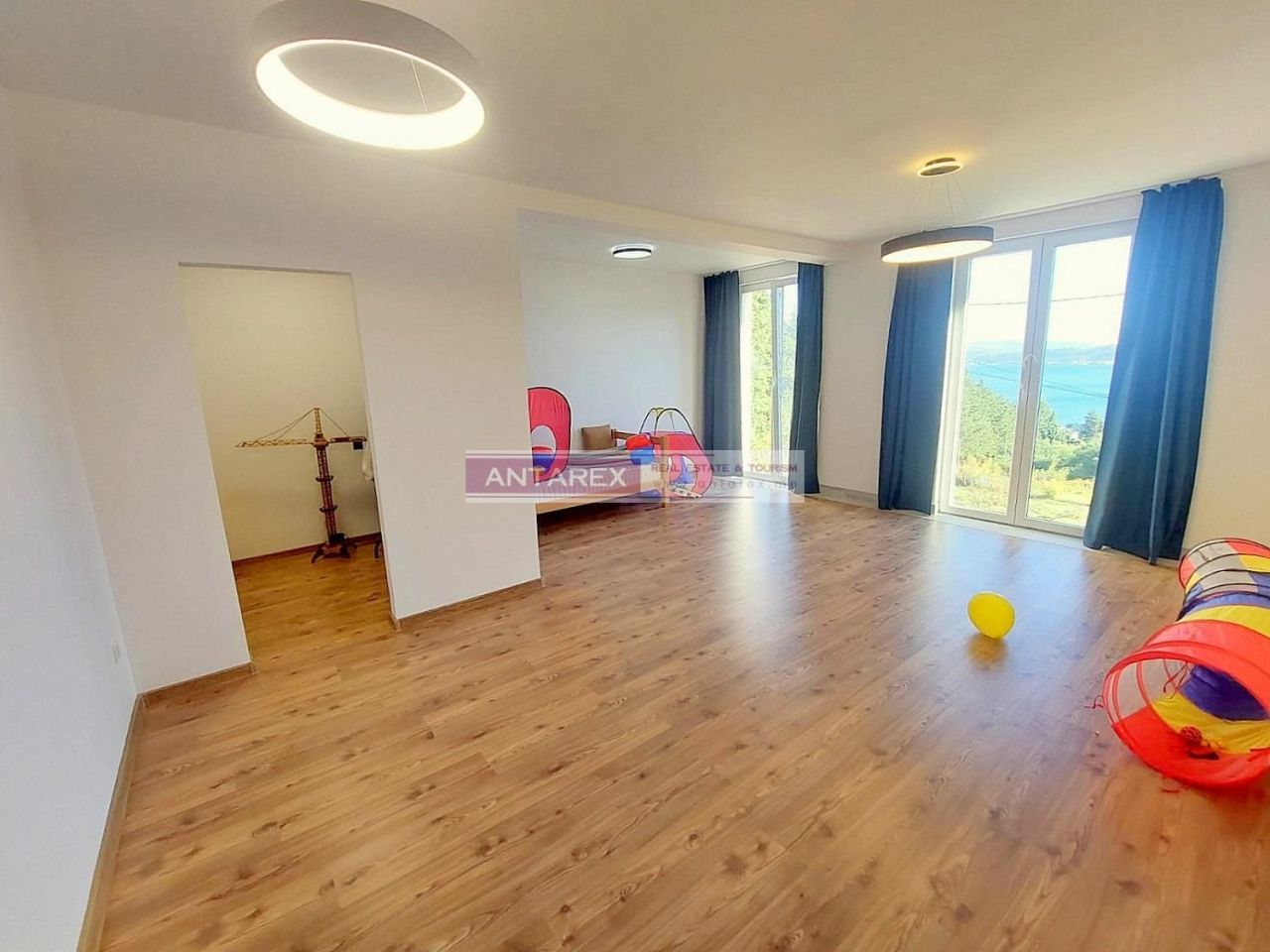 Вилла в Баошичах, Черногория, 300 м² - фото 9