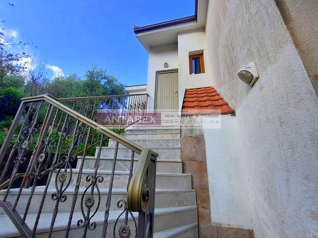 Вилла в Биеле, Черногория, 162 м² - фото 16