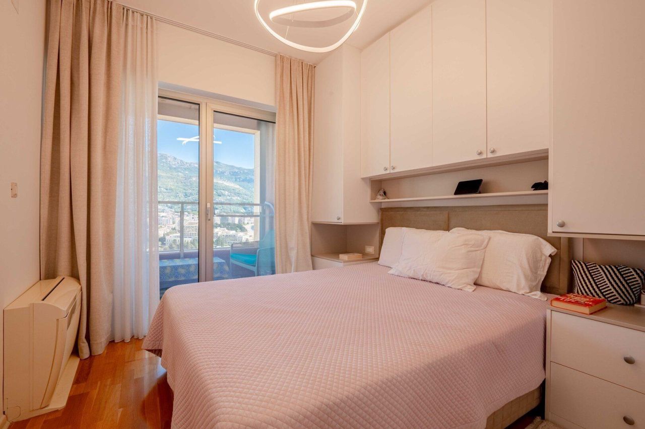 Апартаменты в Бечичи, Черногория, 54 м² - фото 13