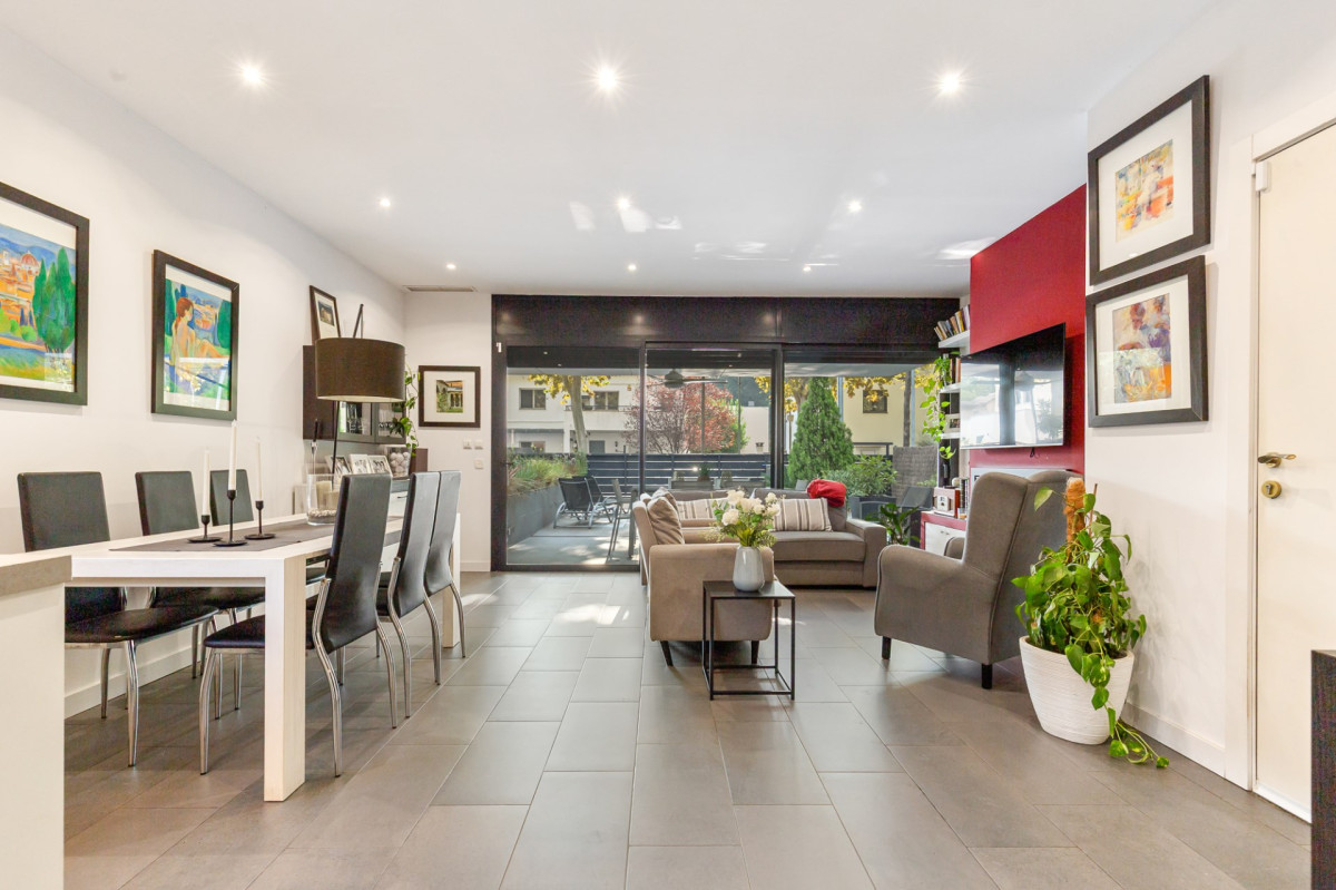 Дом в Барселоне, Испания, 280 м² - фото 3