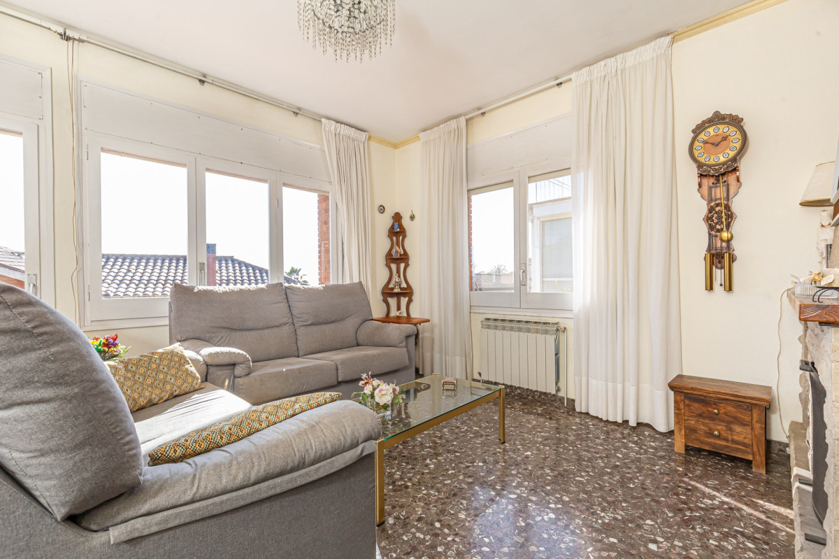 Дом в Барселоне, Испания, 221 м² - фото 5