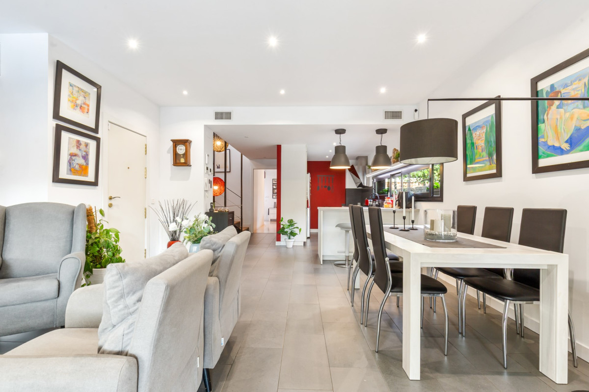 Дом в Барселоне, Испания, 280 м² - фото 7