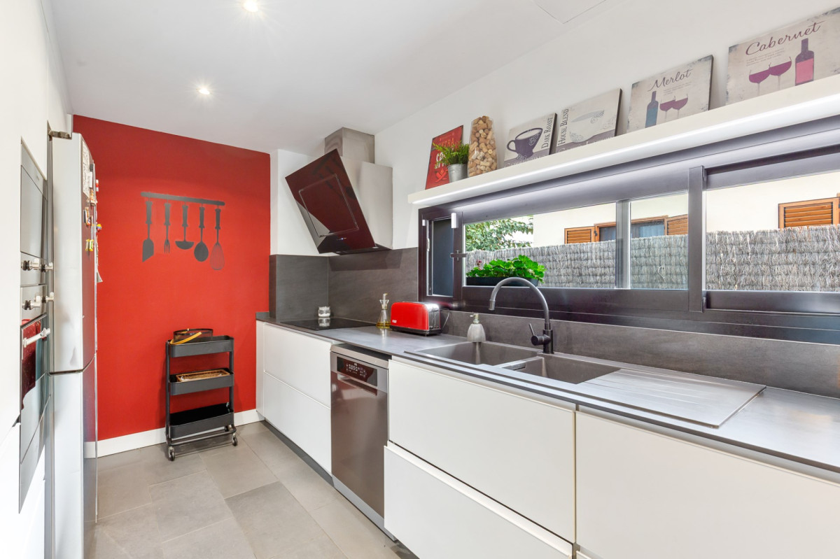 Дом в Барселоне, Испания, 280 м² - фото 10