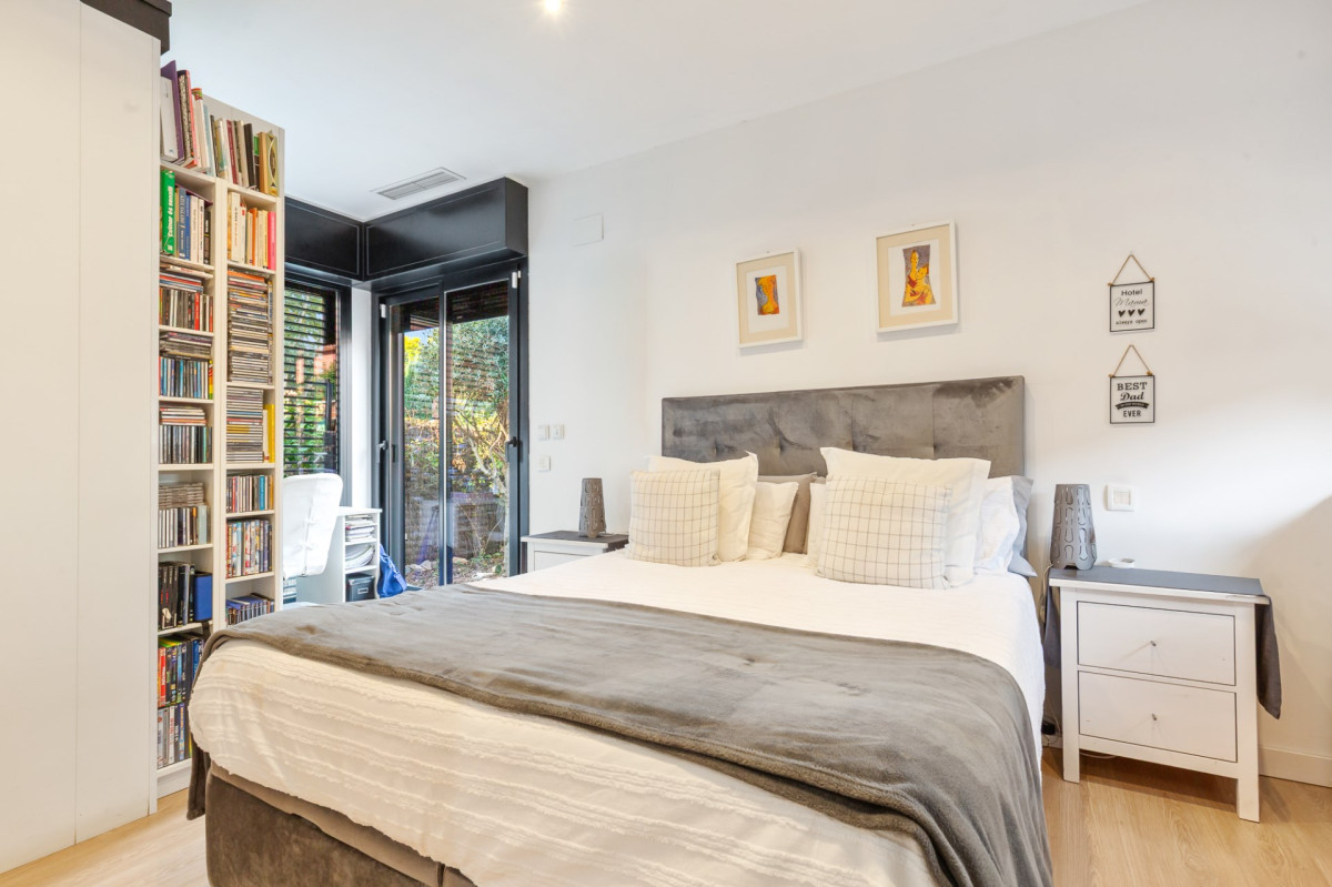 Дом в Барселоне, Испания, 280 м² - фото 14