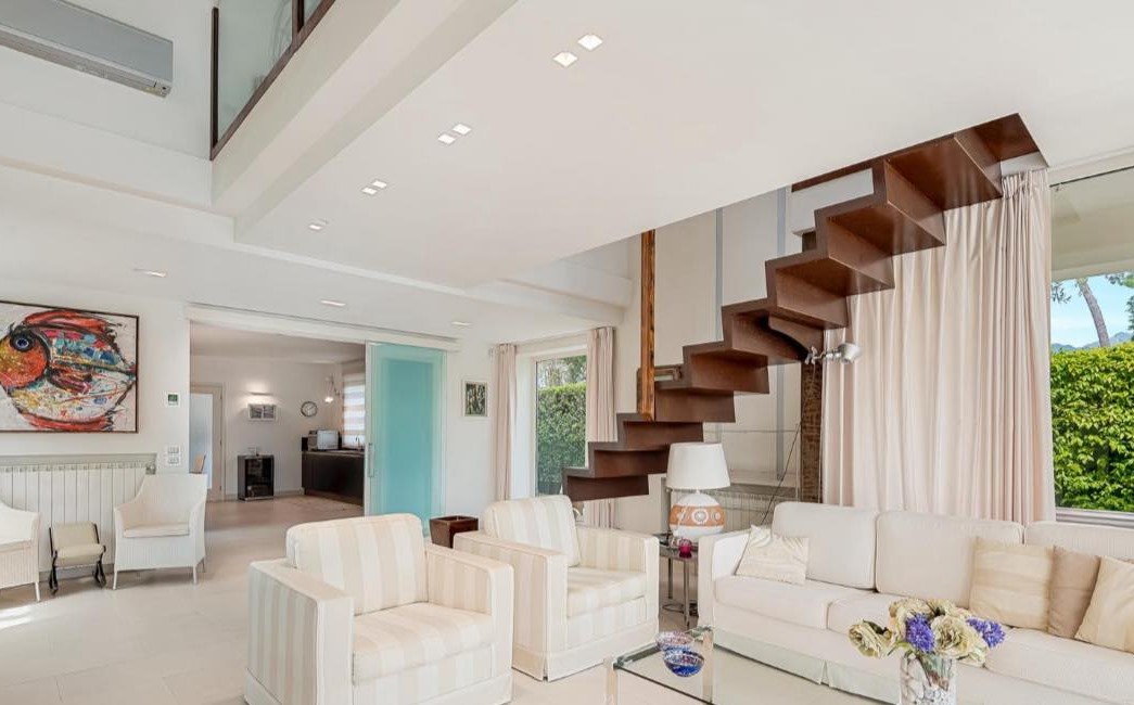 Вилла в Форте деи Марми, Италия, 280 м² - фото 6