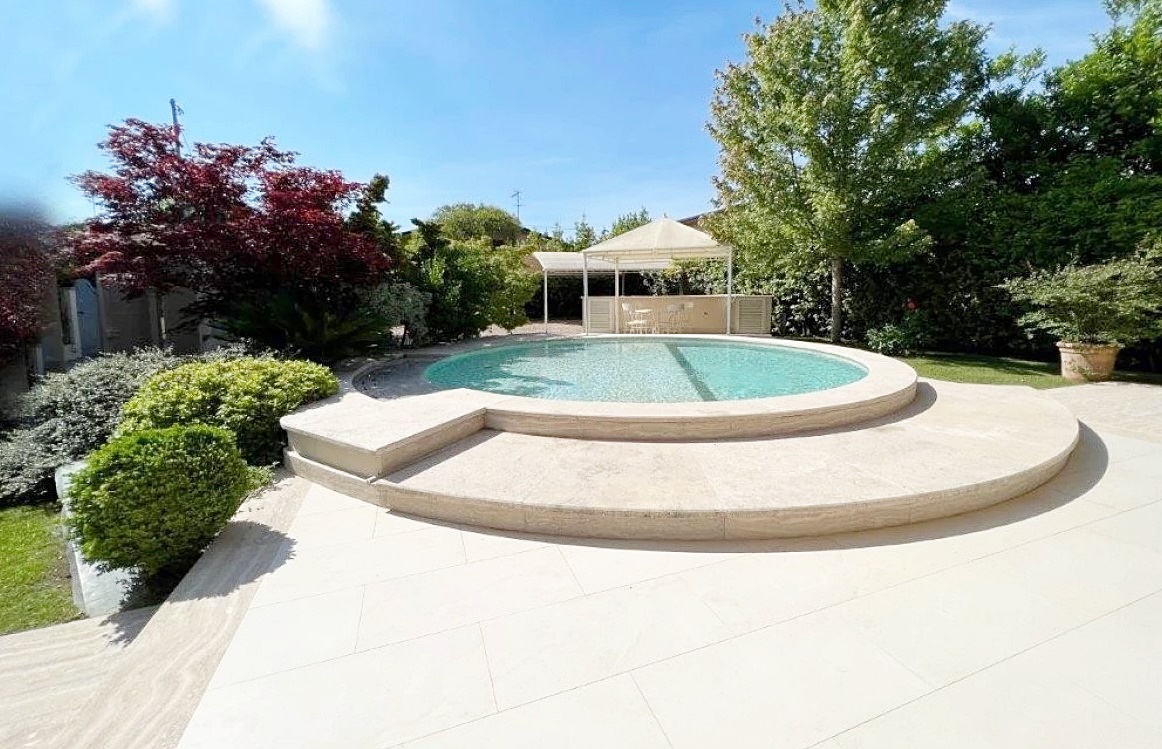 Вилла в Форте деи Марми, Италия, 280 м² - фото 18