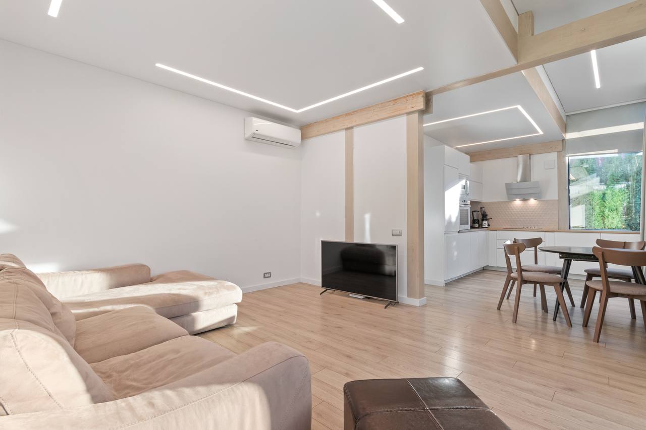 Коттедж в Тивате, Черногория, 172 м² - фото 5