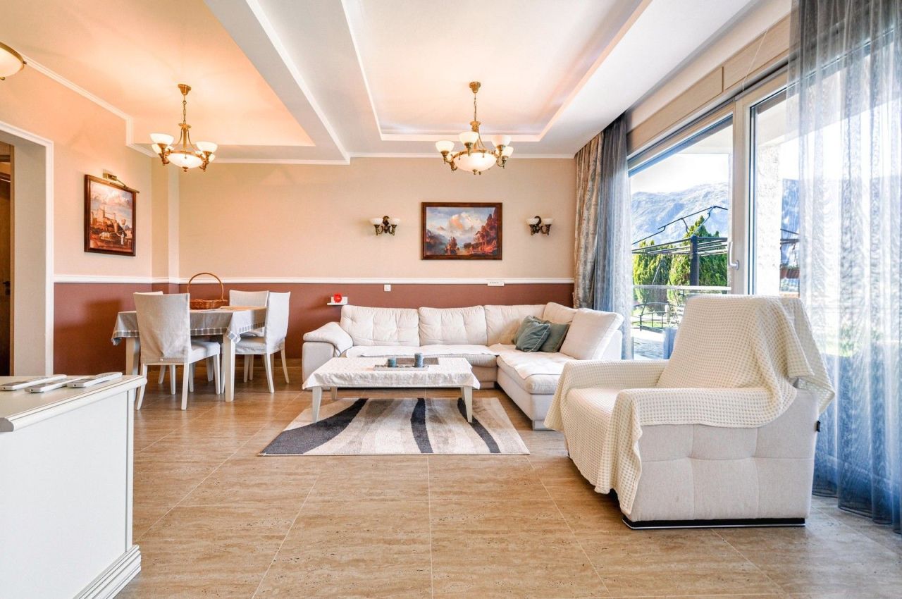 Квартира в Костанице, Черногория, 68 м² - фото 3