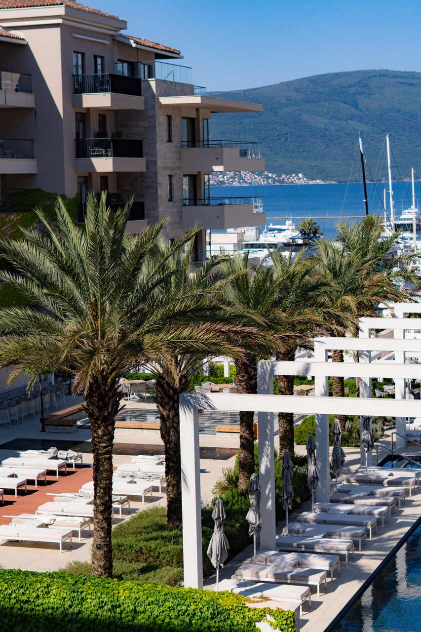 Апартаменты в Тивате, Черногория, 174 м² - фото 17