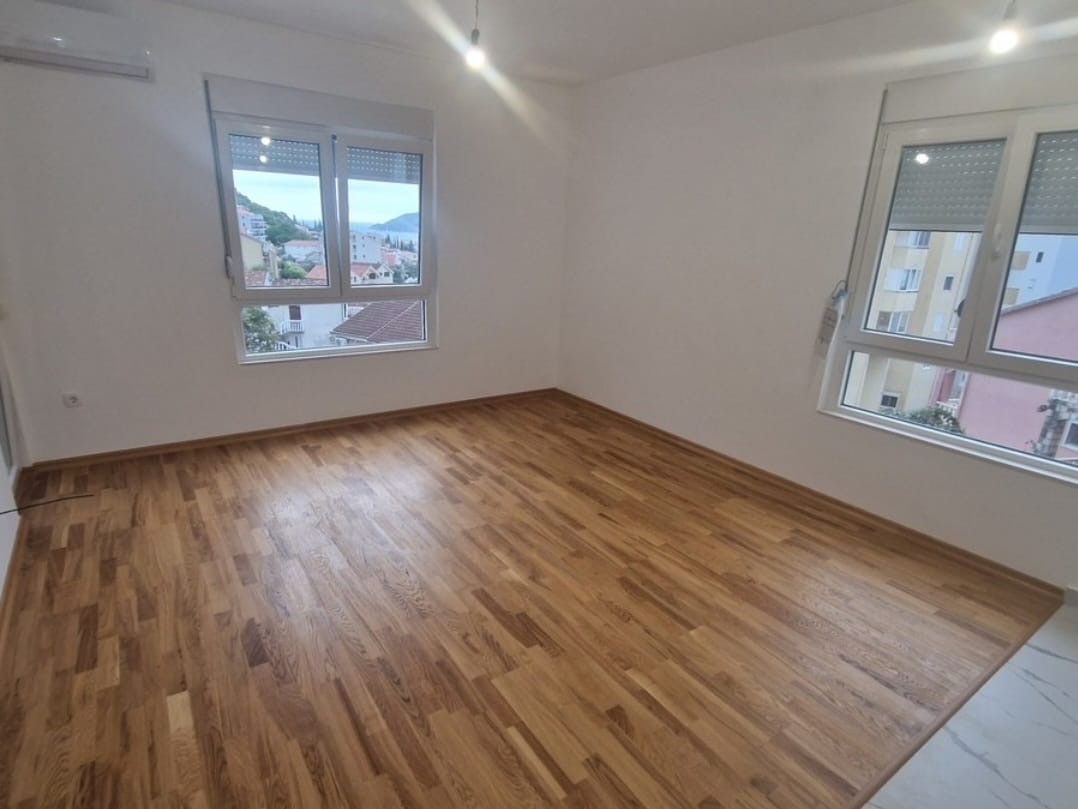 Квартира в Будве, Черногория, 43 м² - фото 1