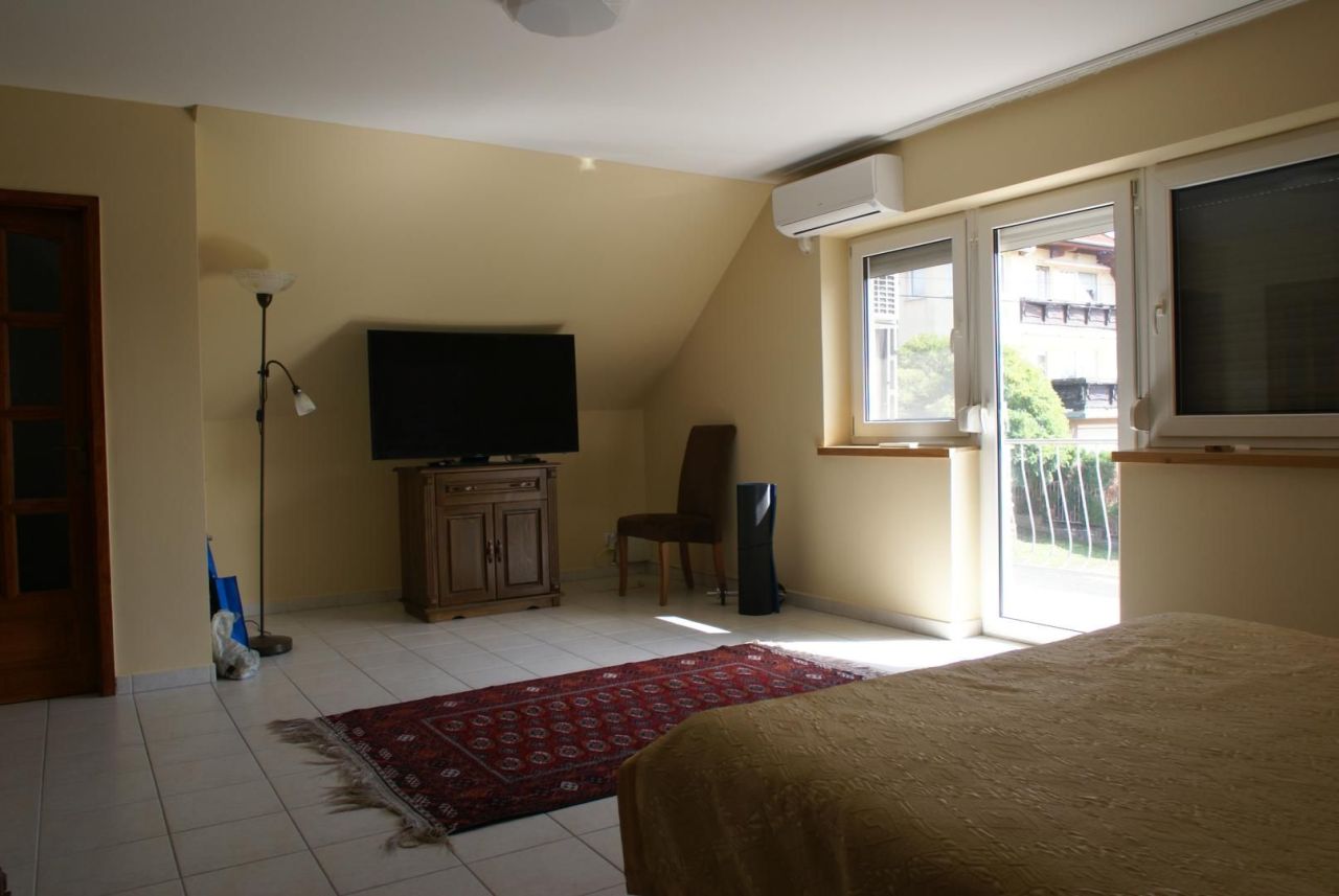 Вилла в Хевизе, Венгрия, 180 м² - фото 8