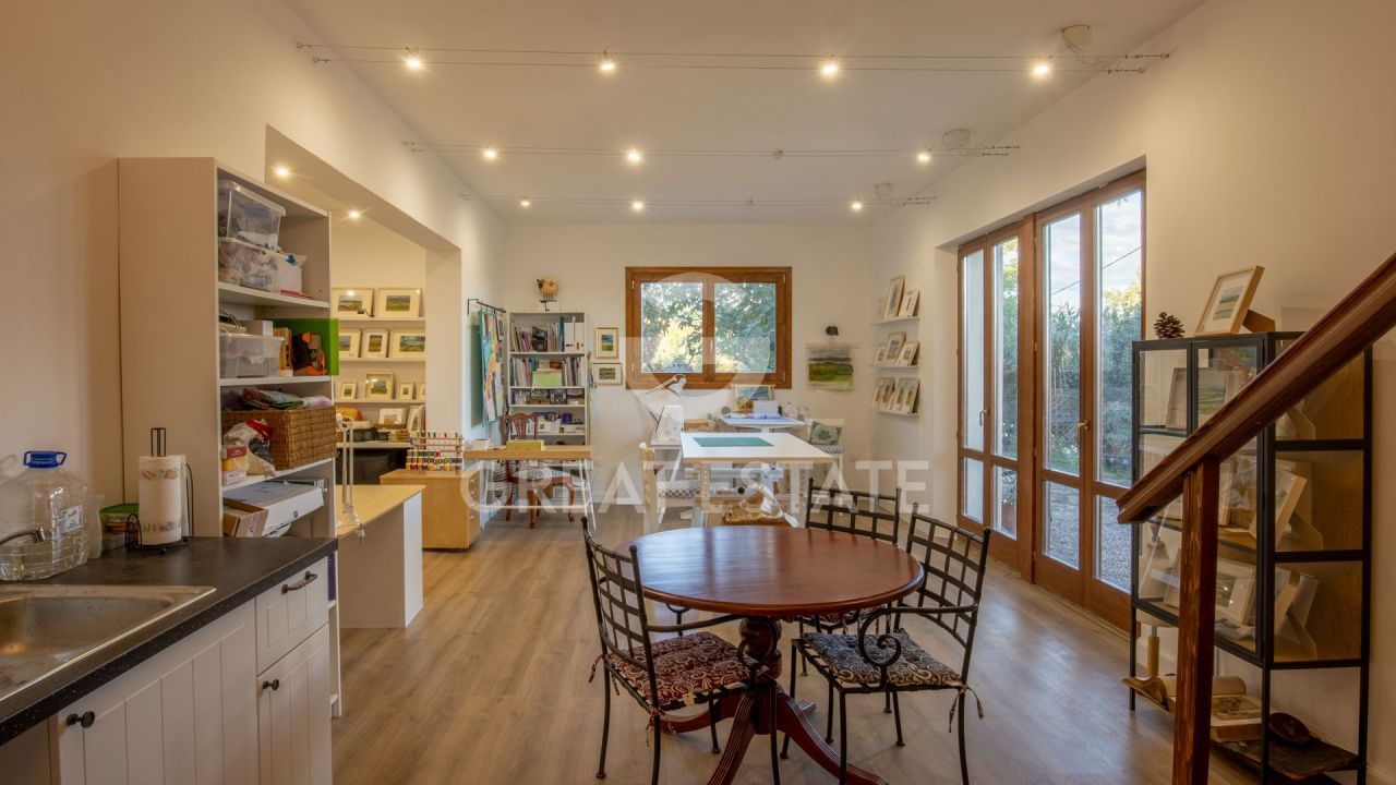 Вилла в Кастильоне-дель-Лаго, Италия, 401.85 м² - фото 16