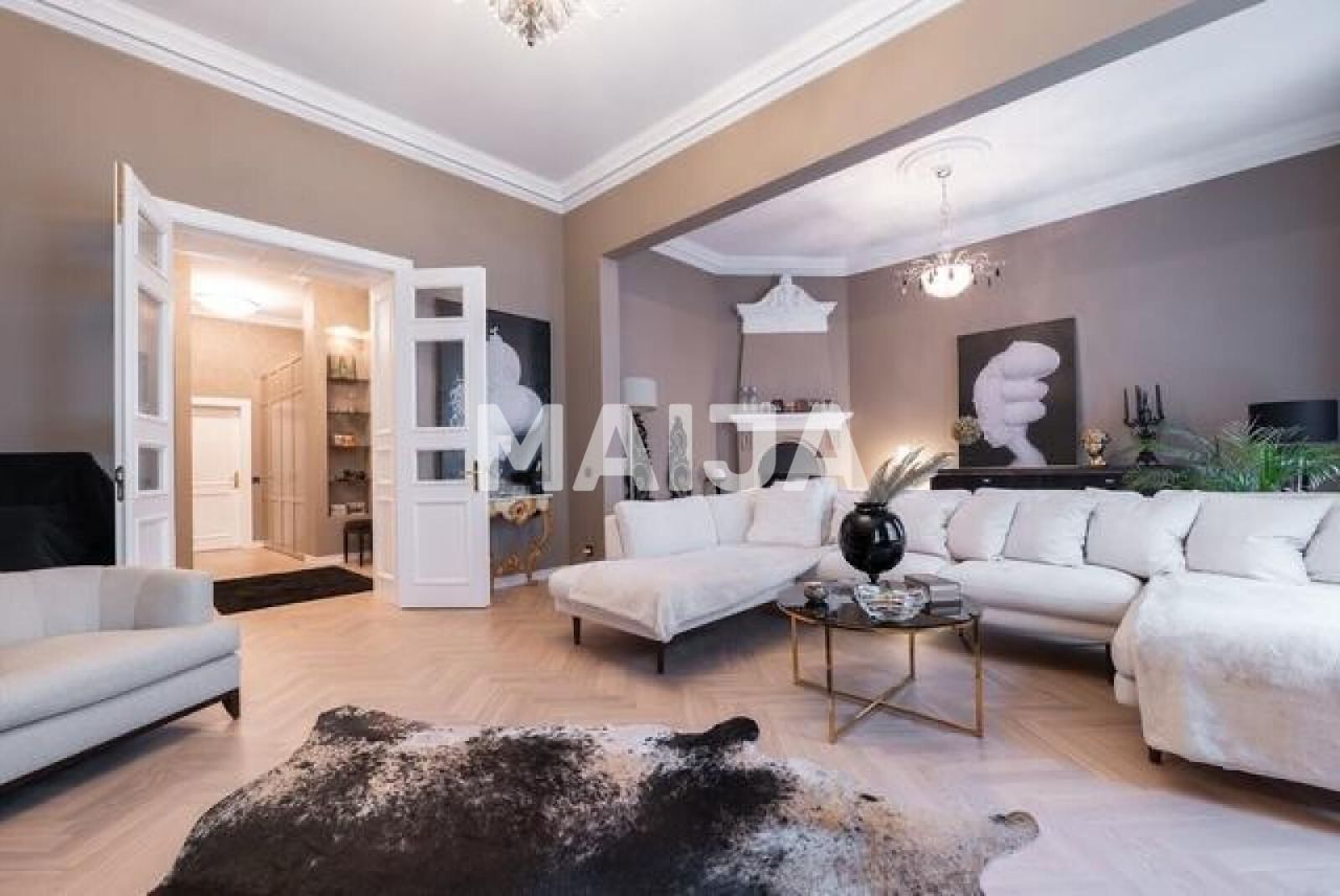 Апартаменты в Риге, Латвия, 136 м² - фото 1
